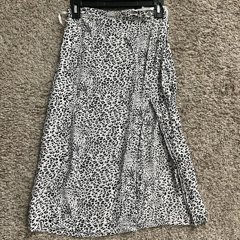 Black and white cheetah skirt